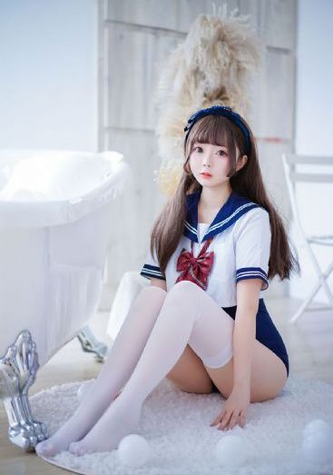 内裤勒到中间打屁股羞耻_DVD超清免费观看
