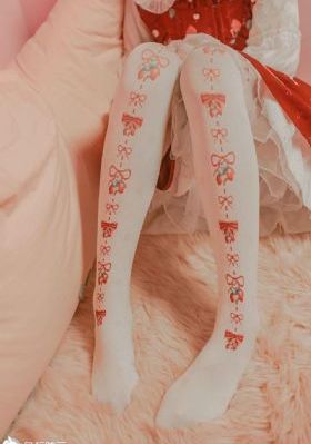 亚洲女性午夜在线视频_BD英语完整视频观看