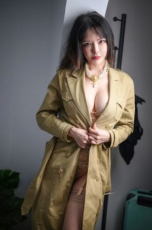 亚洲女同成av人片片在线观看_720视频大全