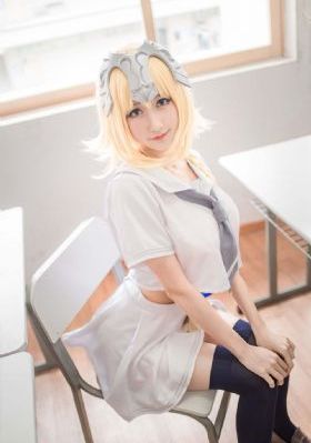 怀孕大肚子快生了_1080P免费播放